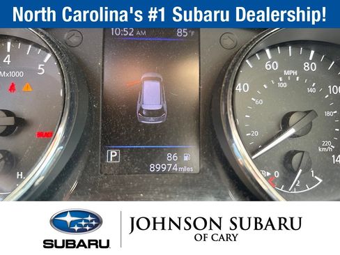 Used 2018 Nissan Rogue SV w/ Sun & Sound Touring Package FWD image 9