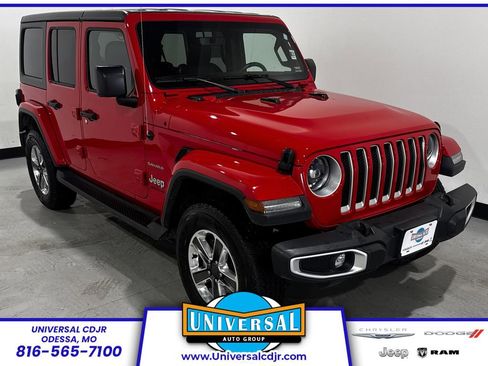 Used 2023 Jeep Wrangler Unlimited Sahara w/ Dual Top Group AWD/4WD image 1