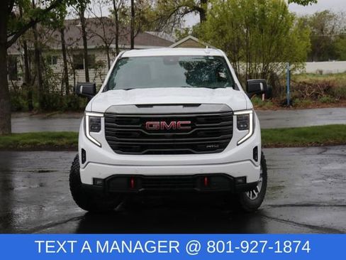 Used 2023 GMC Sierra 1500 AT4 AWD/4WD image 2