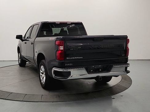 Used 2023 Chevrolet Silverado 1500 LT AWD/4WD image 7