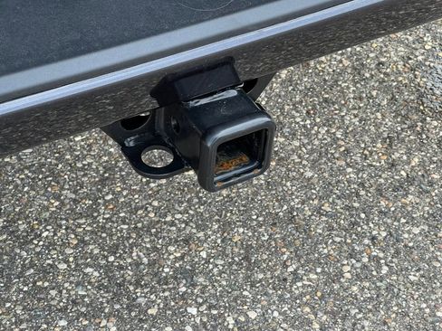 New 2025 GMC Sierra 1500 Elevation image 8