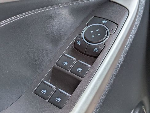 Used 2023 Ford Explorer XLT RWD image 26