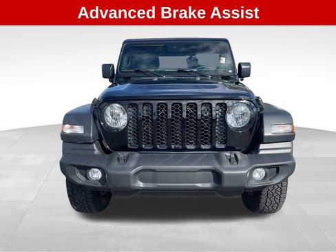 Used 2024 Jeep Wrangler Sport S image 9