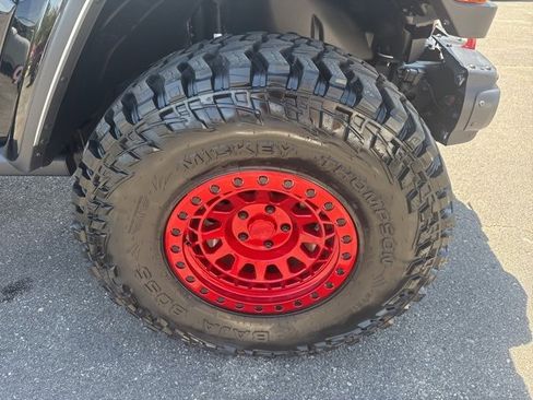 Used 2024 Jeep Wrangler Unlimited Rubicon image 19