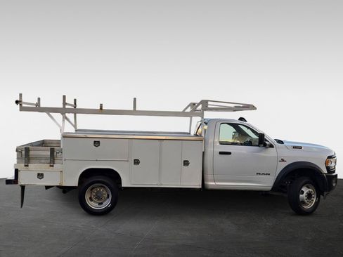 Used 2022 RAM 5500 Tradesman AWD/4WD image 3