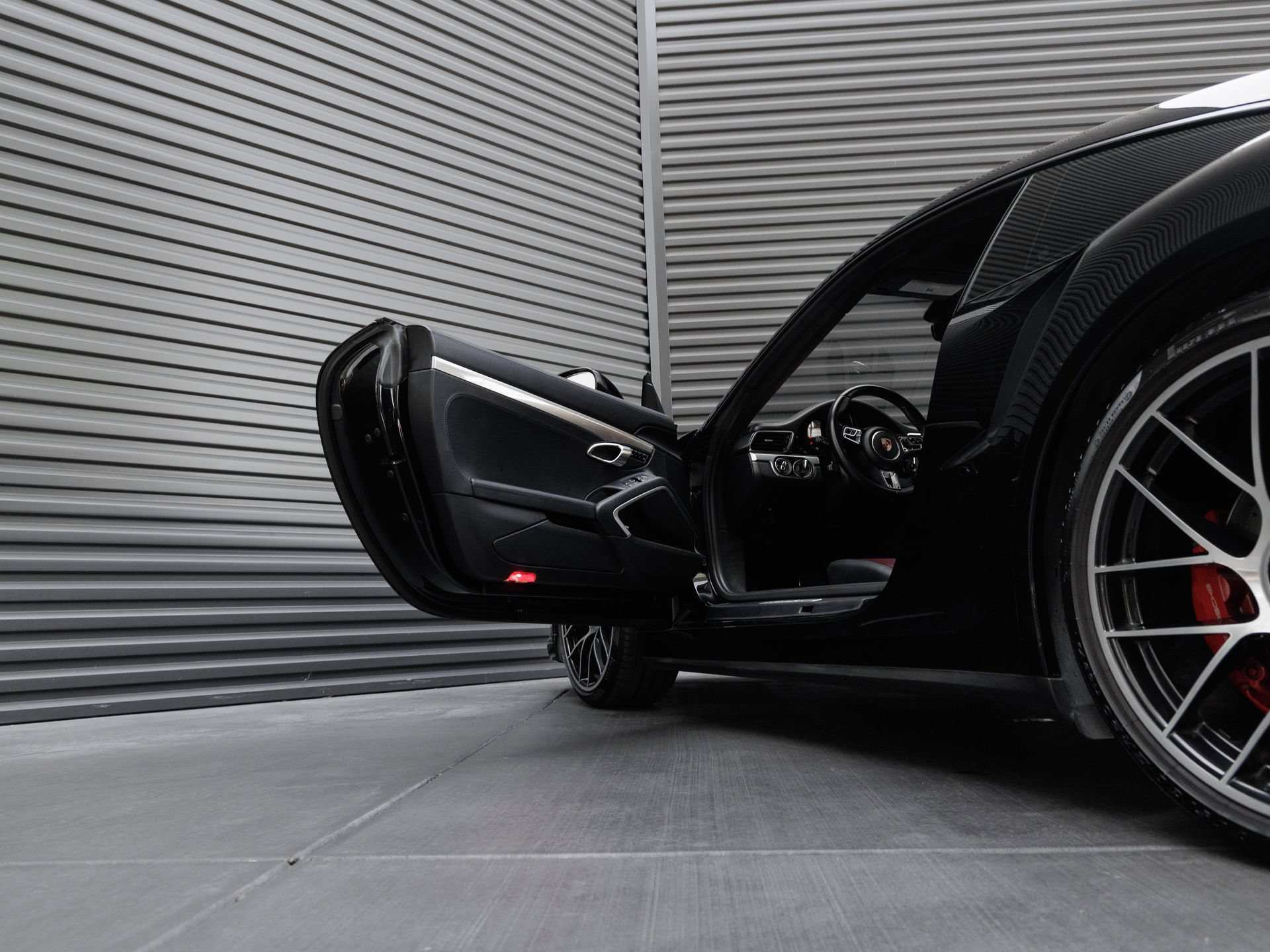Certified 2018 Porsche 911 Turbo AWD/4WD image 13