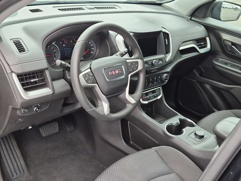 Certified 2024 GMC Terrain SLE FWD image 9