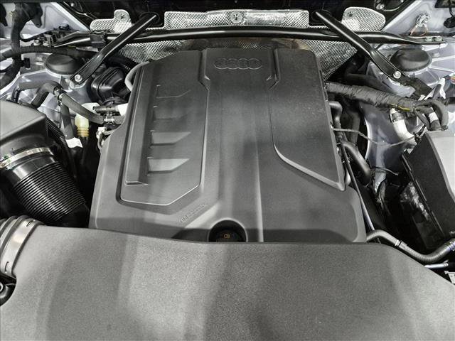 Used 2025 Audi Q5 Premium AWD/4WD image 24