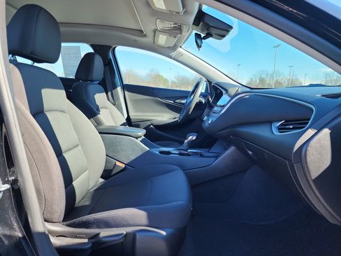 Used 2023 Chevrolet Malibu LT image 15