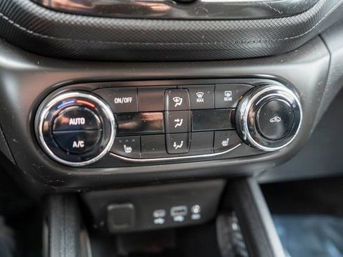 Used 2023 Chevrolet TrailBlazer LT w/ Convenience Package image 29