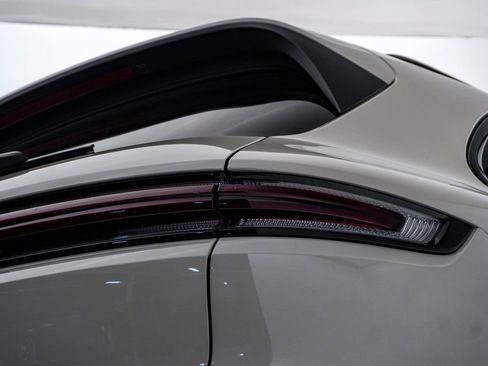 New 2026 Porsche Cayenne image 12