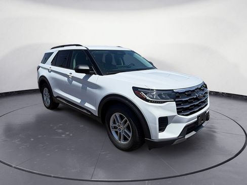 Used 2025 Ford Explorer Active RWD image 7