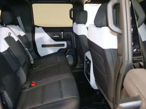 Used 2025 GMC Hummer EV 3X AWD/4WD image 60