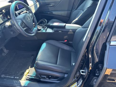 Used 2024 Lexus ES 350 w/ Premium Package image 5