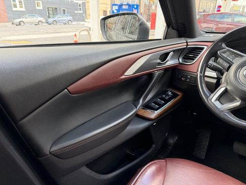 Used 2018 MAZDA CX-9 Signature image 33