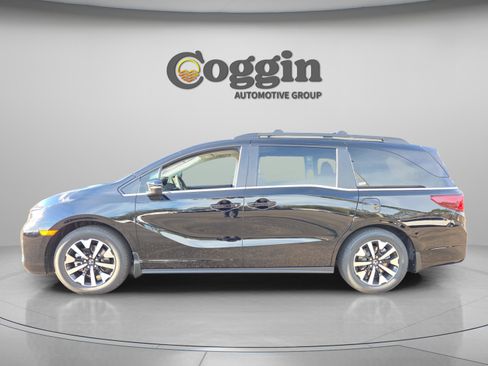 New 2026 Honda Odyssey EX-L image 3