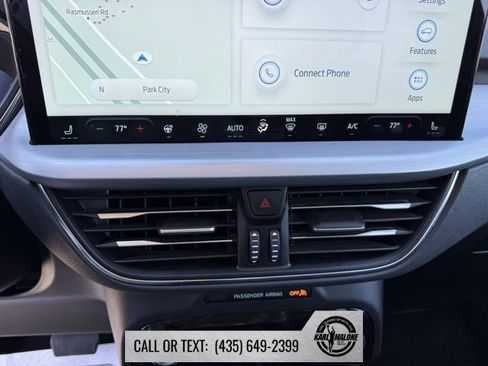 Used 2025 Ford Escape Platinum image 22