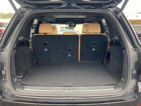 Certified 2025 Jeep Grand Cherokee Summit image 7