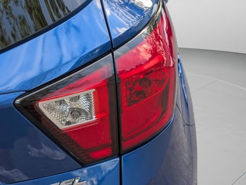 Used 2019 Ford Escape SEL image 26