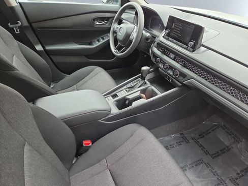 Used 2024 Honda Accord LX image 19
