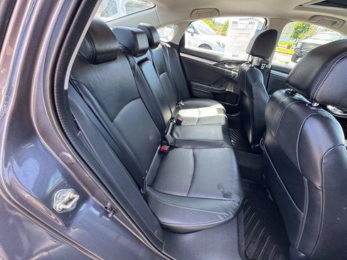 Used 2017 Honda Civic Touring image 29