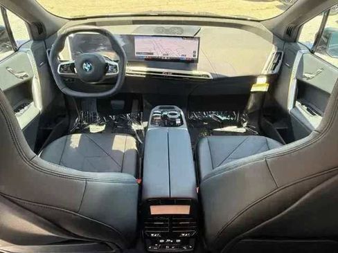 New 2026 BMW iX xDrive45 AWD/4WD image 30