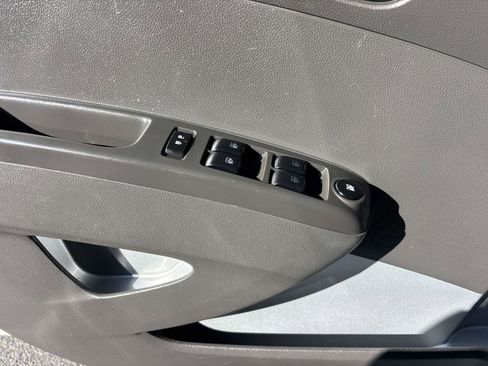 Used 2015 Chevrolet Spark LT image 15