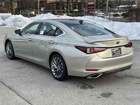 New 2025 Lexus ES 350 Ultra Luxury image 7