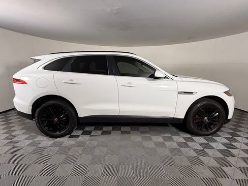 Used 2019 Jaguar F-PACE Prestige AWD/4WD image 9