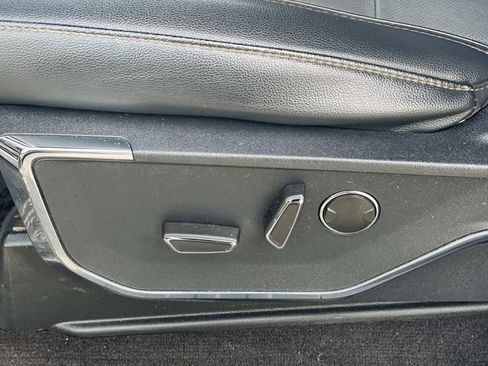 Certified 2022 Ford F150 Lightning Lariat image 22