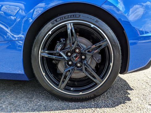 Used 2021 Chevrolet Corvette Stingray Premium Cpe w/ Z51 Performance Package image 49