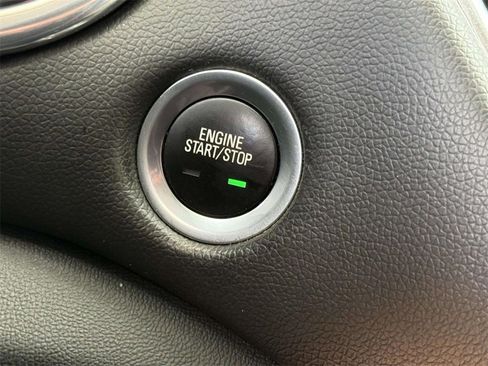 Used 2022 Chevrolet Malibu Premier image 20