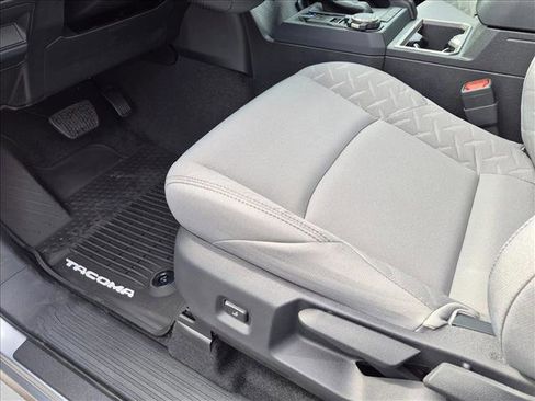 New 2026 Toyota Tacoma SR5 AWD/4WD image 4