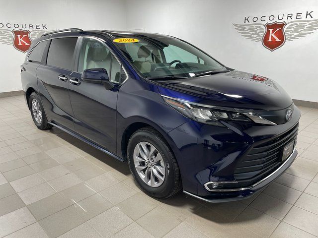 Used 2024 Toyota Sienna XLE w/ XLE Plus Package AWD/4WD 360° Tour