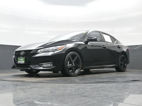 Used 2022 Nissan Sentra SR w/ Midnight Edition image 25