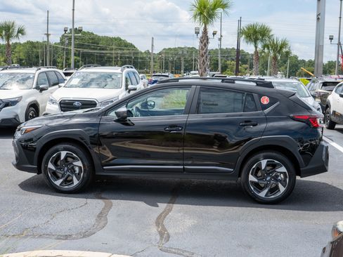 New 2025 Subaru Crosstrek 2.5i Limited w/ Popular Package #3A image 6