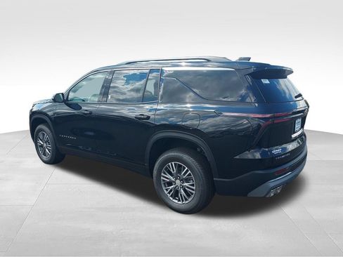 New 2026 Chevrolet Traverse LT w/ Driver Confidence Package FWD image 3