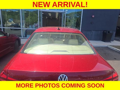 Used 2017 Volkswagen Passat 1.8T SE FWD image 14