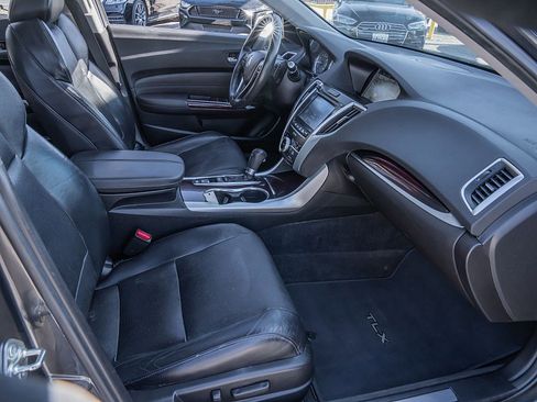 Used 2016 Acura TLX w/ Technology Package image 16