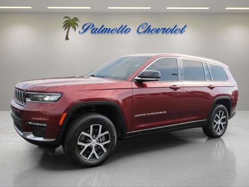 Used 2025 Jeep Grand Cherokee L Limited w/ Luxury Tech Group II AWD/4WD image 7