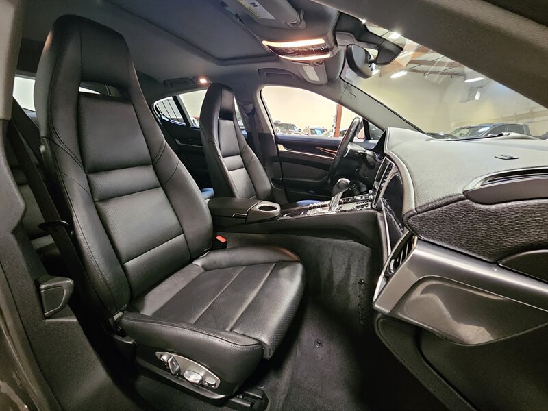 Used 2013 Porsche Panamera S RWD image 28
