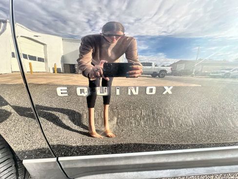 Used 2022 Chevrolet Equinox LT image 29