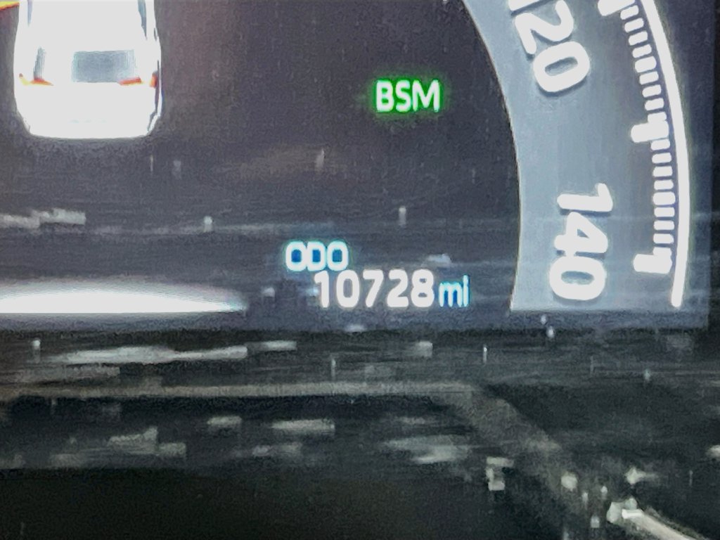 Used 2025 Toyota RAV4 XLE FWD image 12