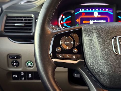 Used 2021 Honda Pilot Touring image 27