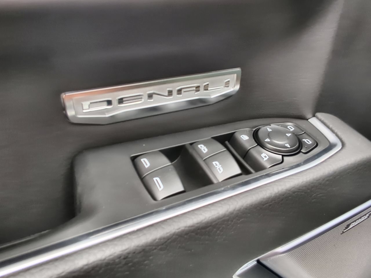 Used 2026 GMC Sierra 1500 Denali AWD/4WD image 24