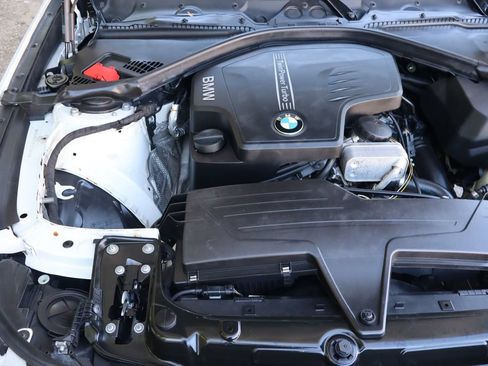 Used 2015 BMW 328i Gran Turismo xDrive AWD/4WD image 38