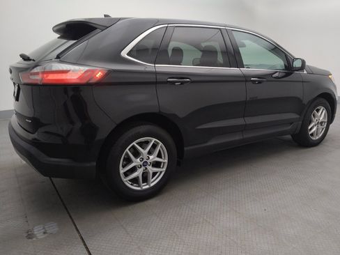 Used 2022 Ford Edge SEL image 10