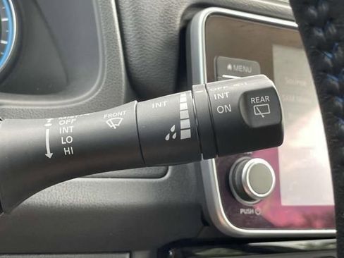 Used 2022 Nissan Leaf SV Plus image 25