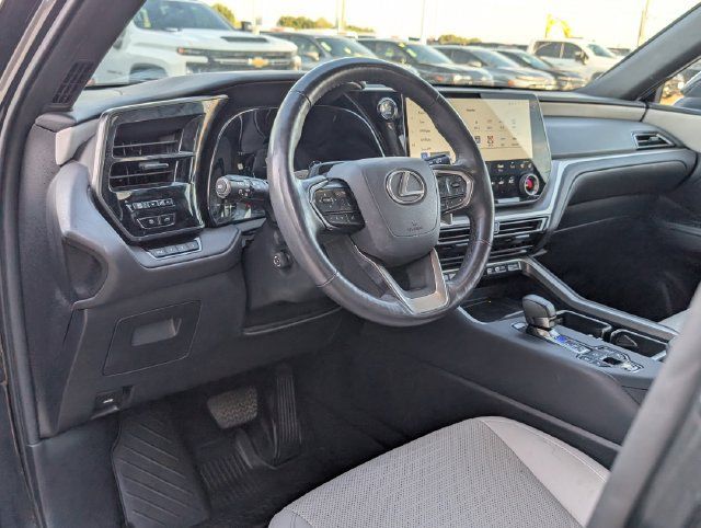 Used 2025 Lexus TX 350 AWD w/ Technology Package image 6