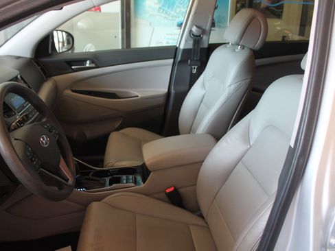 Used 2016 Hyundai Tucson SE w/ Option Group 02 FWD image 24